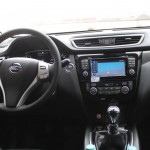 Cockpit Nissan X-Trail; Foto: P. Bohne